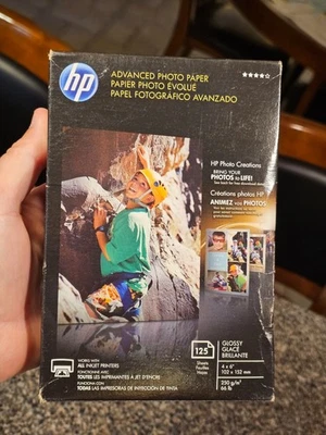 HP Glossy Advanced Photo Paper for Inkjet - 125 Sheets (T0F50A) 4 x 6 inches - Image 1 of 4
