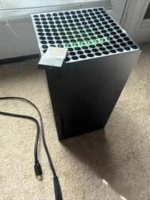 XBOX Series X - Good condition - 1TB Internal + 1TB expansion - HDMI/ Power Cord
