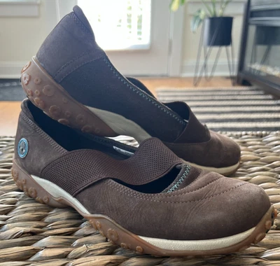 Timberland Cuero Marrón #29646 Elástico Mary Jane Zapatos Sin Cordones Planos 8.5M Foto 1 de 4