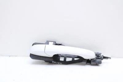 Dodge Durango 2017-2024 manija exterior puerta lateral trasera derecha pasajero 1MW30GW7AE  Foto 1 de 4