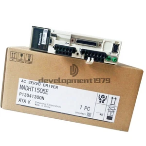 Ein Neu Panasonic MADHT1505E Servo Drive - Bild 1 von 4