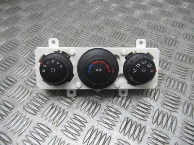 2019 NISSAN NV400 SE SHR X62B 2.3DCI MK2 A/C HEATER CLIMATE CONTROLS REF8767 - Image 1 of 4