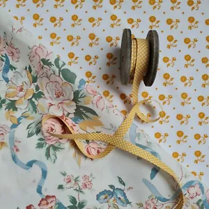 Vintage Floral Fabric Remnant Bundle & Bias Binding Trim Bunting/Patch Free P&P  - Picture 1 of 12