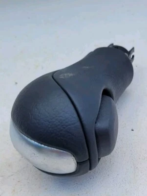 2010 INFINITI G37 CONVERTIBLE AUTOMATIC TRANSMISSION GEAR SHIFT KNOB BLACK OEM - Image 1 of 4