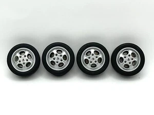 Autoart Spare Part 1/18 Porsche 928 Lind Green Metallic Wheels Set - Picture 1 of 3