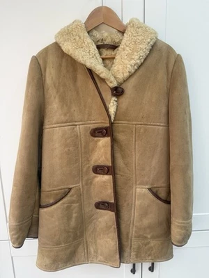 Vintage Hand cut Knight Tailors Sheepskin Hand Made Coat  Made In New Zealand - Image 1 of 4