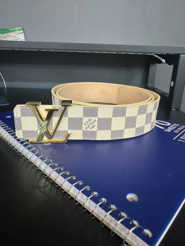 Louis Vuitton Damier Azur Pattern belt Size  115 Foto 1 de 4