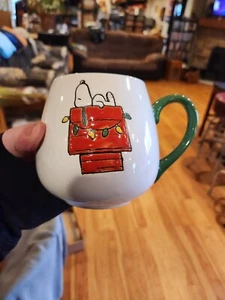 Peanuts Snoopy On Dog House Holiday 18 oz.  Mug - Picture 1 of 4