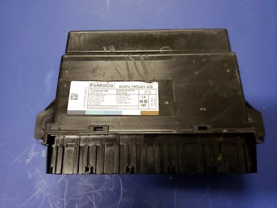 Jaguar XF 2009 2010 2011 MÓDULO DE SEGURIDAD SIN LLAVE 8G9N-19G481-AB Foto 1 de 2