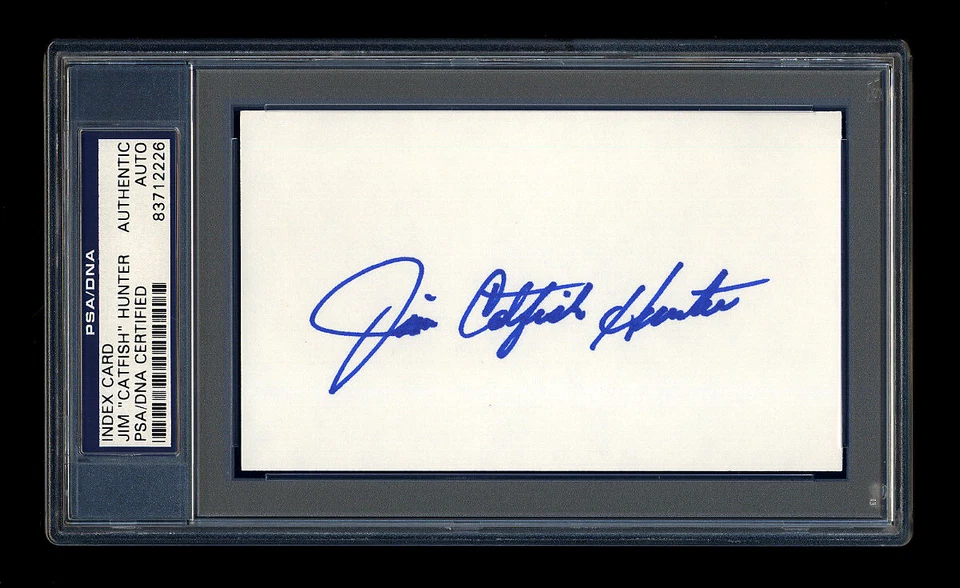 JIM CATFISH HUNTER SIGNED MINT INDEX CARD PSA/DNA SLABBED AUTOGRAPHED YANKEES - Image 1 of 1