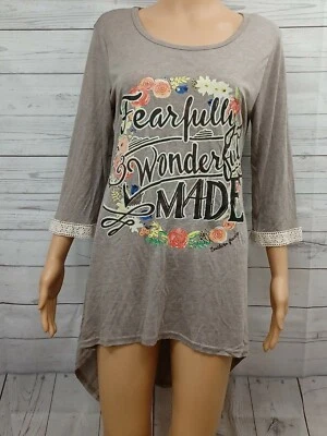 Top túnica Southern Grace Fearfully Wonderfully Made alta baja talla M Foto 1 de 4