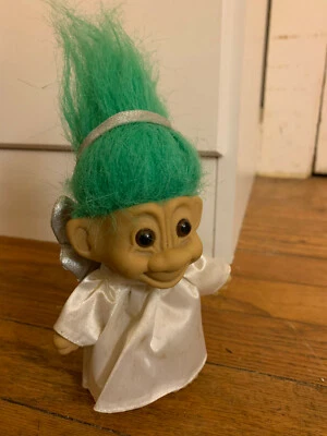 *VINTAGE* Muñeca Troll RUSS 5" Años 90 - Ángel, Pelo Verde - #18280 con Pegatina Foto 1 de 4
