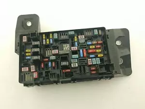 OEM Body Computer BCU For Dodge 1500 Pickup Multi ECU 68430153AB - Imagen 1 de 2