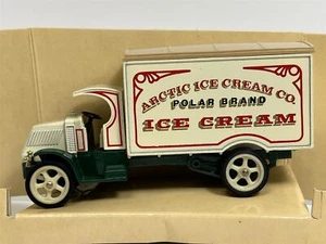 Model AC Mack 1920 Artic Ice Cream Company Models Of Yesteryear Matchbox Y30D - Picture 1 of 7