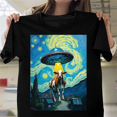 Camiseta COW ALIEN ABDUCTION UFO NOCHE ESTRELLADA Camiseta Idea de Regalo Divertida Van Gogh Parodia Foto 1 de 4