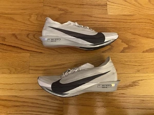 NEU Nike ZoomX Streakfly 2 weiß Obsidian Nebel HF6416-100 Herren Größe 10,5 - Bild 1 von 7