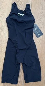 TYR Damen Mädchen 32 schwarz AP12 hinten offen Badeanzug kurz John hergestellt in den USA neu Karton - Bild 1 von 11