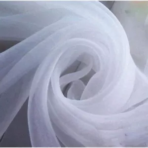 "Elegancia de gasa: tela de velo transparente de 120" de ancho para boda - Imagen 1 de 4