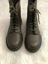 dr martens 1460 pascal green