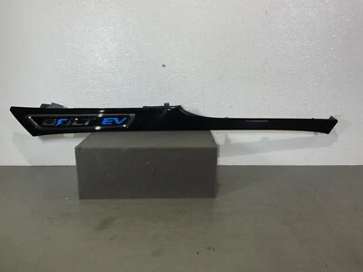 ✅ Moldura de moldura de conductor izquierdo Chevrolet Bolt EV LH 2017-2021 42559426 OEM 194M Foto 1 de 4