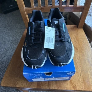 adidas Originals Women's Falcon Running Shoe, Black/Black/Shock Pink, 6 M US - Picture 1 of 5