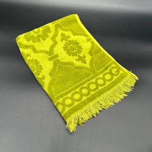 Vintage Hand Towel 1960s Avocado Green Fieldcrest USA Fringe Retro Floral Cotton - Picture 1 of 7