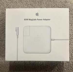 Apple MC556LLB 85W AC Power Adapter - White. Sealed - Picture 1 of 3