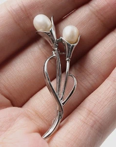 Spilla classica spilla con perla fatta a mano bianco avorio W155 - Foto 1 di 7