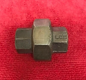 3/8" NPT LEE 125# Brass Union NOS 125 lb. Steam Marine Salt water Boat - Picture 1 of 3