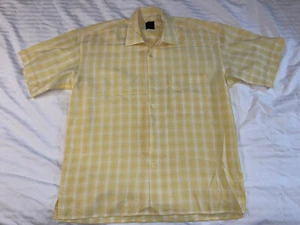 SQWear Men’s Shirt Size Medium Yellow - Picture 1 of 4