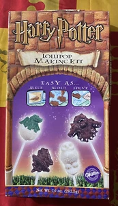 Harry Potter Wilton Kit per fare lecca-lecca al cioccolato con stampi e cioccolato - Foto 1 di 5