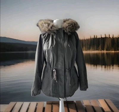 NEU H&M Divided Baumwoll Parka Gr 42 / 44 Khaki Grün Teddyfutter Winterjacke  - Bild 1 von 4