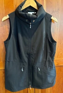 New Chico's Zenergy Size 0.5 (6) Black Neema Zip Front Travel Vest Golf - Picture 1 of 7