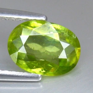 1.08 CT STUNNING FIRE TRANSPARENT NATURAL PAKISTAN GREEN SPHENE LOOSE GEMS - Picture 1 of 3