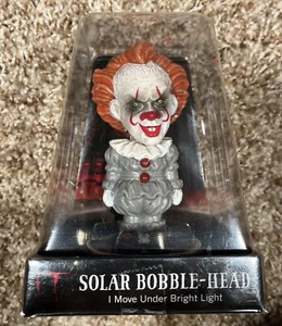 I.T. Solar Bobblehead IT Pennywise The Clown Sealed In Package NEW - Picture 1 of 1