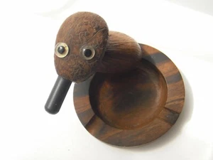 Art Deco nut bird Ashtray - Picture 1 of 8