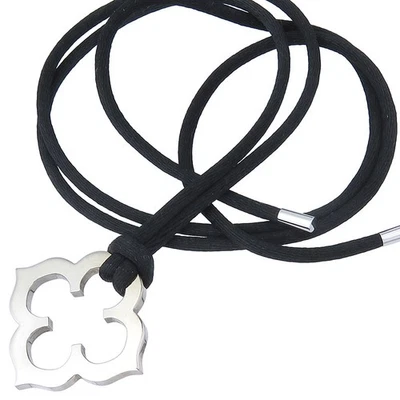 Colgante Cartier flor oro blanco 750 cadena de cinta de seda Foto 1 de 3