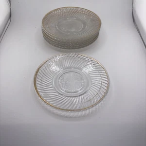 Juego de 6 platos de postre de vidrio transparente vintage patrón remolino borde dorado 6 pulgadas 1800’s - Imagen 1 de 4