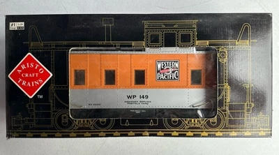 Aristocraft Art 42149 Western Pacific Steel Long Caboose  - Image 1 of 2