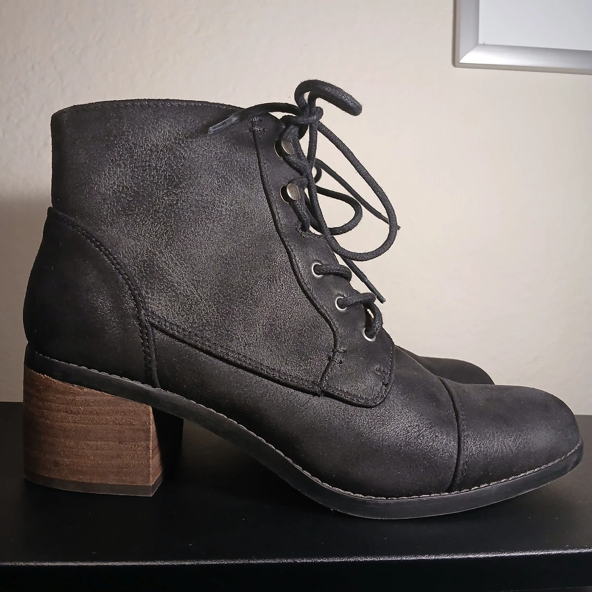Bella Vita Women's Bobbi Ankle Boot - Asymmetrical Zipper Detail, 2" Block Heel - View #5