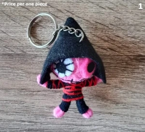 Llavero Muñeca Vudú Único - Hecho a Mano con Amor por Bolsas y Llaves #4 - Imagen 1 de 13