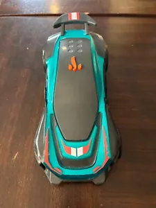 2019 Hot Wheels Color Crashers 10" Green Gazella Just Play Crash Light Sounds - Picture 1 of 3