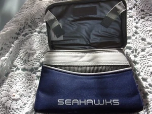 NFL Nuevo Bolso de Almuerzo Seattle SEAHAWKS Caja Aislada Paquete de 6 Latas Enfriadoras - Imagen 1 de 6