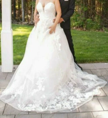 Vestido de novia Allure Couture Foto 1 de 3