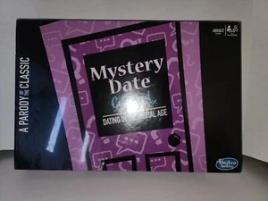 Hasbro Classic Mystery Date Catfished Dating Erwachsene Parodie Brettspiel NEU versiegelt - Bild 1 von 2