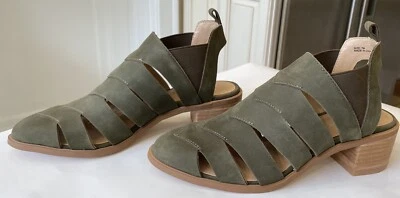 Faryl Robin Suede Green Sling back Size 7 Sandals w/ Stacked Heel - Image 1 of 4