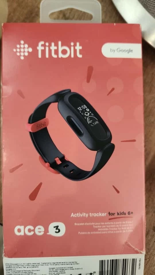 Fitbit Fitness Tracker Ace 3 para niños nuevo Foto 1 de 2