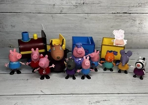 PEPPA PIG TRAIN CON 11 Figuras Set Tren Tiene Sonidos Abuelo Zoe Danny Candy Emily - Imagen 1 de 8
