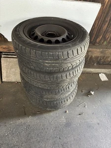 BMW e36 / 316i / Compact / Coupé / Stahlfelgen Winterreifen 185/65R15 6Jx15H2 - Bild 1 von 7