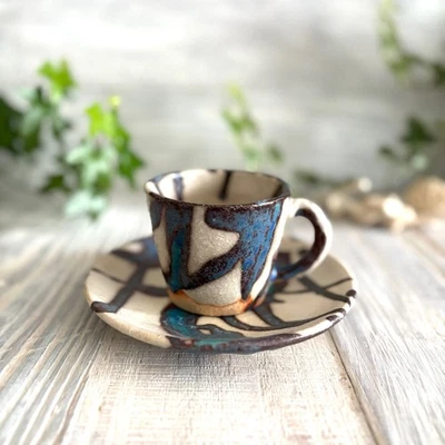 Taza y platillo Shigaraki Ware porcelana japonesa Demitass azul glaciar Hyoga Foto 1 de 4